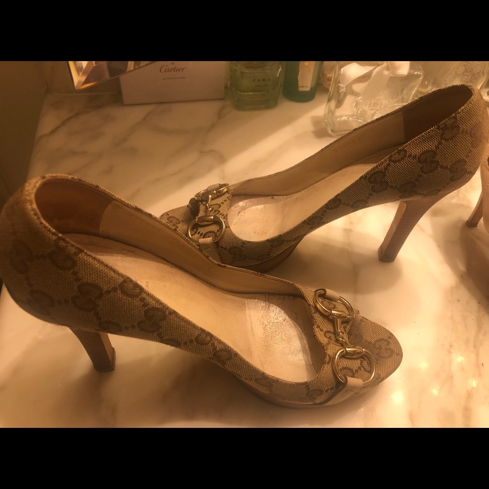 Authentic Gucci Heels - Picture 12 of 14